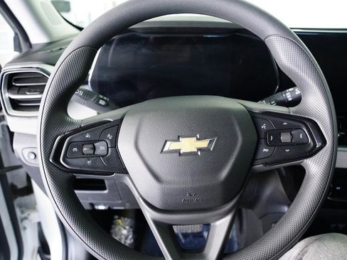 Used 2025 Chevrolet TrailBlazer LT image 12