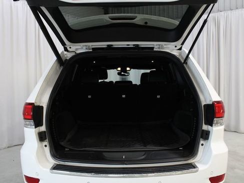 Used 2021 Jeep Grand Cherokee Limited AWD/4WD image 32