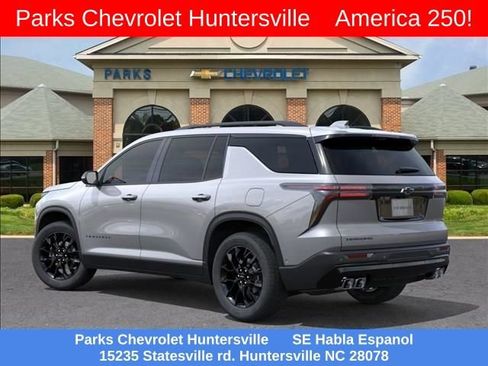 New 2026 Chevrolet Traverse LT w/ Midnight/Sport Edition FWD image 4