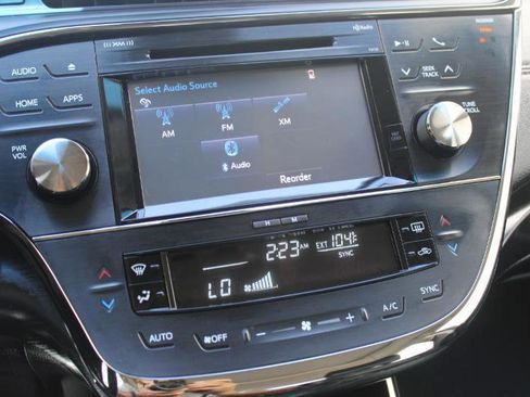 Used 2018 Toyota Avalon Touring w/ Carpet Mat Package FWD image 30