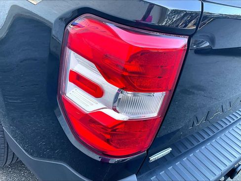 Used 2023 Ford Maverick Lariat w/ Lariat Luxury Package image 28