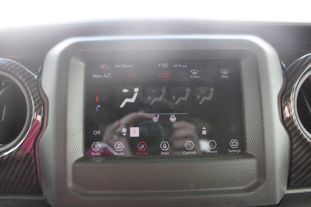 Used 2022 Jeep Wrangler Sport AWD/4WD image 37