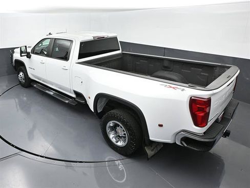 Used 2024 Chevrolet Silverado 3500 LT w/ Convenience Package AWD/4WD image 39