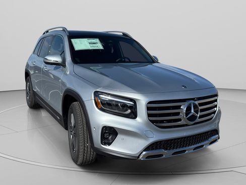 New 2026 Mercedes-Benz GLB 250 4MATIC image 7