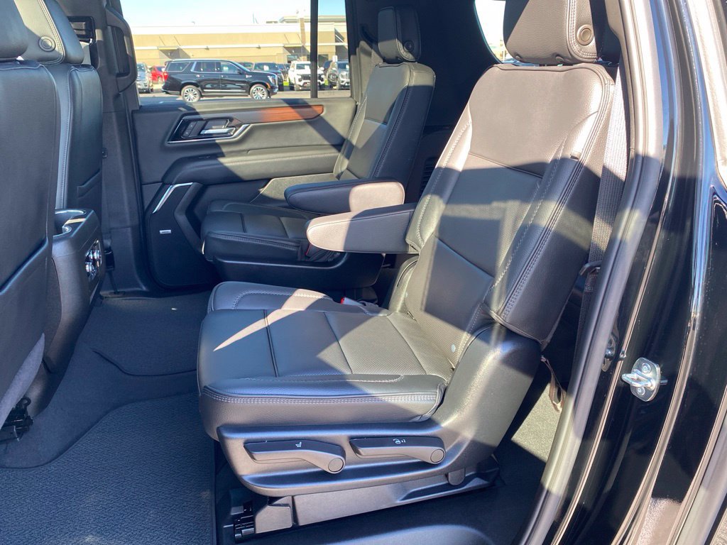 Used 2026 GMC Yukon XL Denali w/ Sun & Power Step Package AWD/4WD image 28