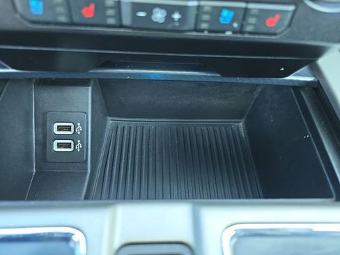 Used 2019 Ford F150 Lariat AWD/4WD image 26