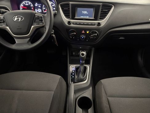 Used 2018 Hyundai Accent SE FWD image 19