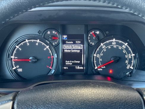 Certified 2024 Toyota 4Runner SR5 AWD/4WD image 23