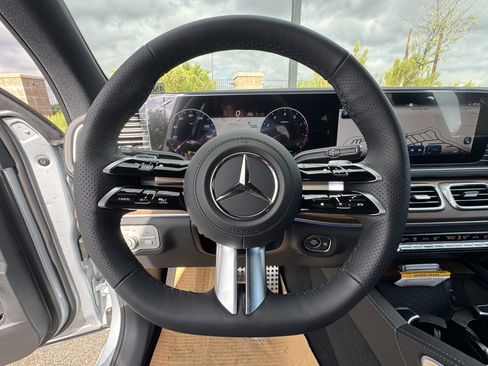 New 2025 Mercedes-Benz GLS 450 4MATIC image 22