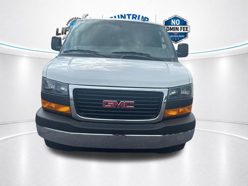 Used 2024 GMC Savana 2500 w/ Driver Convenience Package RWD image 10