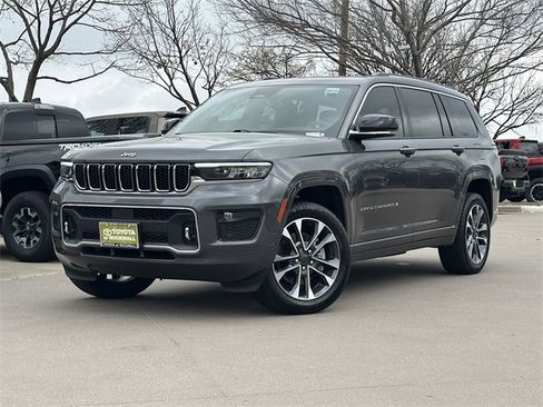 Used 2023 Jeep Grand Cherokee L Overland w/ Luxury Tech Group IV image 1