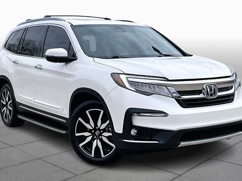 Certified 2019 Honda Pilot Elite image 3