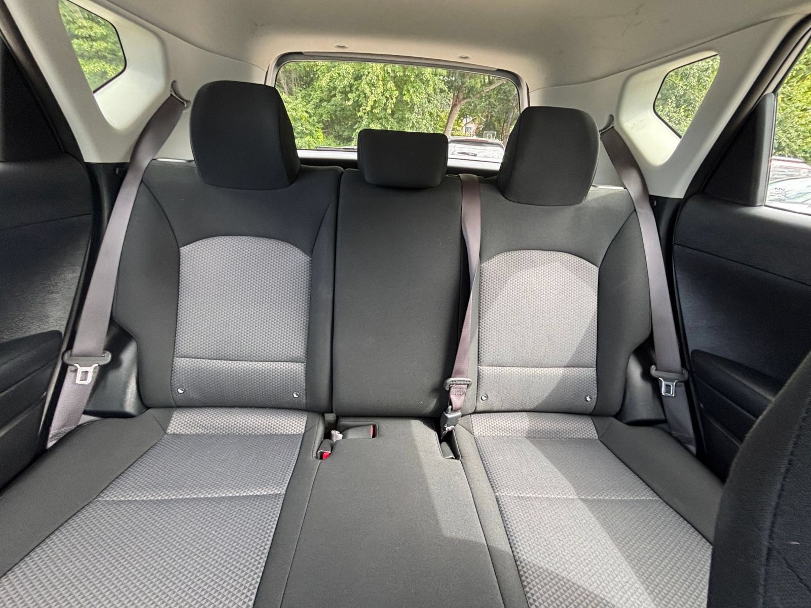Used 2025 Kia Soul LX w/ LX Technology Package FWD image 37