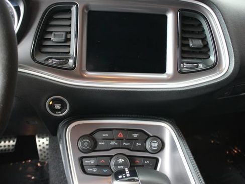 Used 2022 Dodge Challenger R/T Scat Pack w/ Driver Convenience Group RWD image 4
