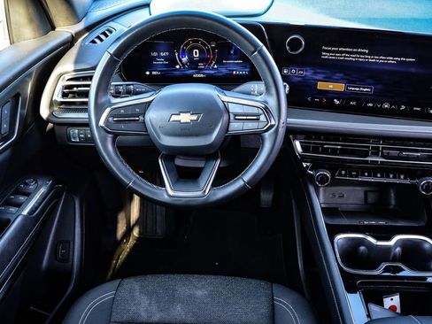 Certified 2024 Chevrolet Traverse LT image 22