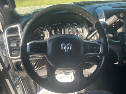 Used 2024 RAM 3500 Big Horn image 11