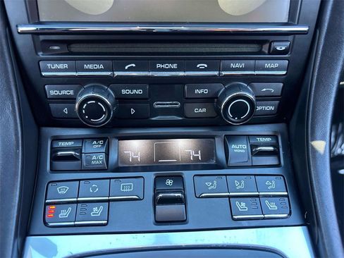 Used 2013 Porsche 911 Carrera image 21