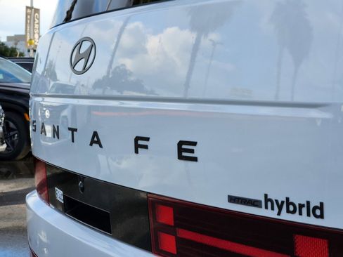 Used 2025 Hyundai Santa Fe Calligraphy image 21