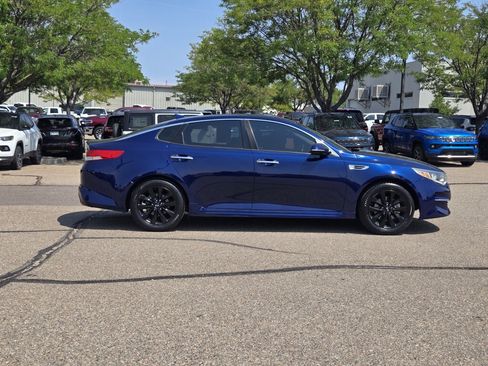 Used 2018 Kia Optima EX FWD image 2