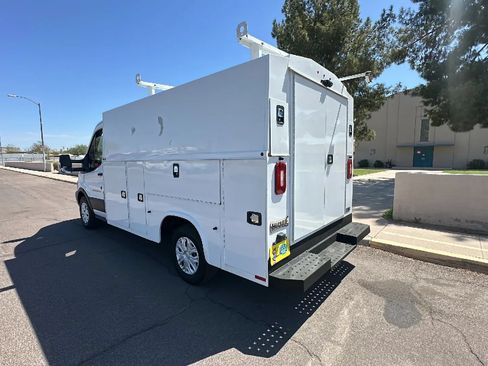 Used 2019 Ford Transit 350 138 w/ Interior Upgrade Package RWD image 2