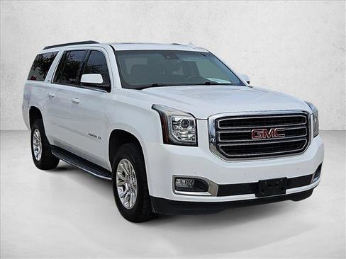 Used 2019 GMC Yukon XL SLT w/ Open Road Package image 3