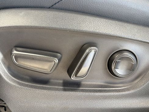 Used 2023 Subaru Solterra Touring image 20