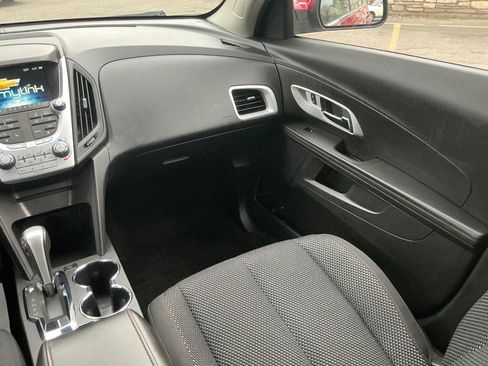 Used 2015 Chevrolet Equinox LT w/ Driver Convenience Package image 18
