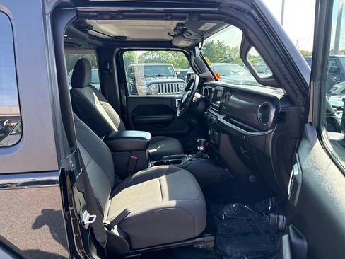 Used 2023 Jeep Wrangler Sport AWD/4WD image 20