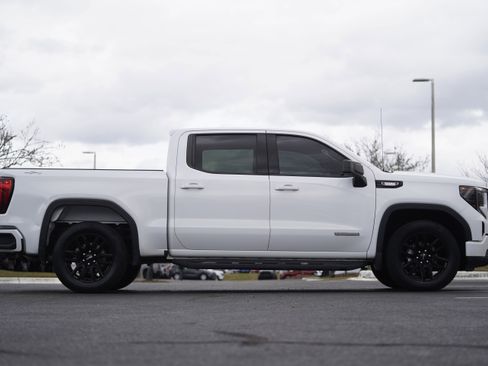 Used 2022 GMC Sierra 1500 Elevation AWD/4WD image 7