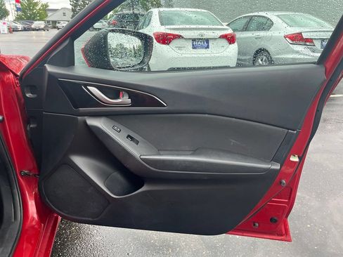 Used 2015 MAZDA MAZDA3 i Sport FWD image 11