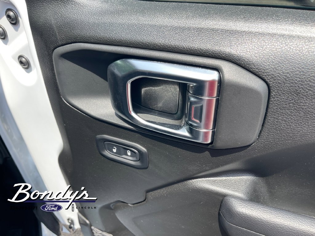 Used 2025 Jeep Wrangler Sport AWD/4WD image 20