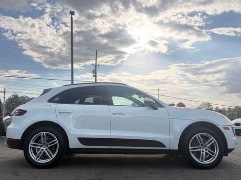 Used 2018 Porsche Macan image 6