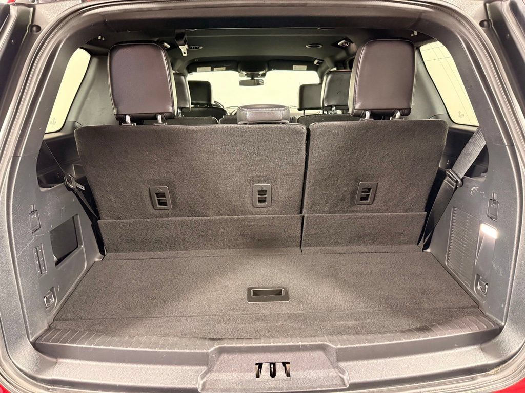 Used 2021 Ford Expedition XLT AWD/4WD image 17