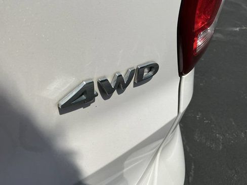 Used 2019 Ford Explorer Limited w/ Ford Safe & Smart Package AWD/4WD image 7