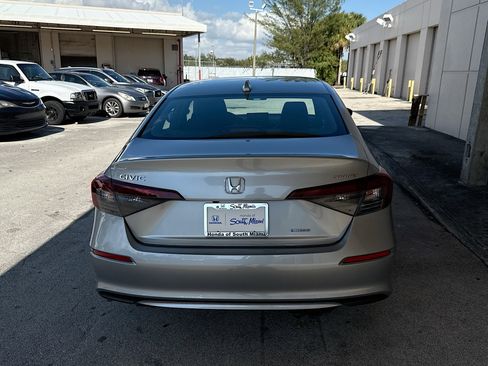 Certified 2025 Honda Civic Sport image 6