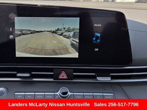Used 2024 Hyundai Elantra SEL FWD image 20