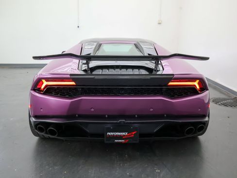 Used 2016 Lamborghini Huracan LP 610-4 AWD/4WD image 4