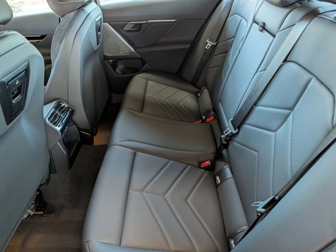 Used 2025 BMW 530i xDrive w/ M Sport Package image 12