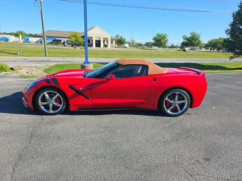Used 2015 Chevrolet Corvette Stingray Convertible w/ 3LT Preferred Equipment Group RWD image 2