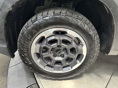 Certified 2024 Honda Ridgeline Black Edition image 9