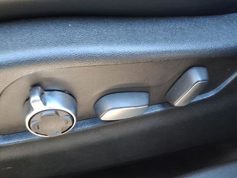 Certified 2023 Cadillac XT4 Sport w/ Technology Package image 20