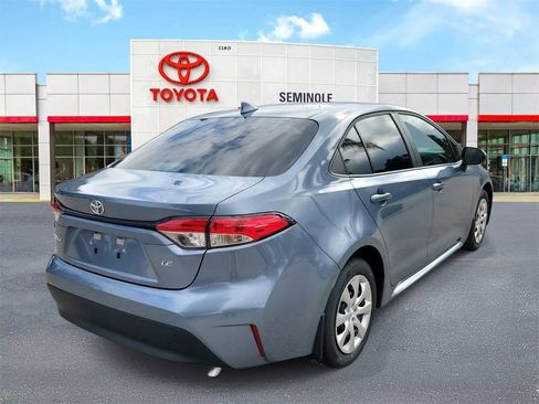 Used 2026 Toyota Corolla LE FWD image 3