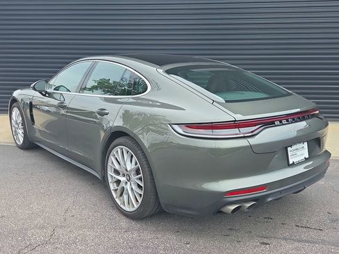 Certified 2022 Porsche Panamera 4S AWD/4WD image 3