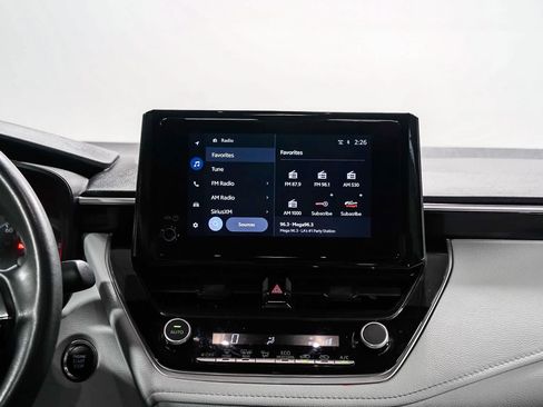 Used 2025 Toyota Corolla SE FWD image 14