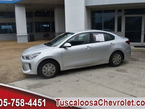 Used 2018 Kia Rio S FWD image 6