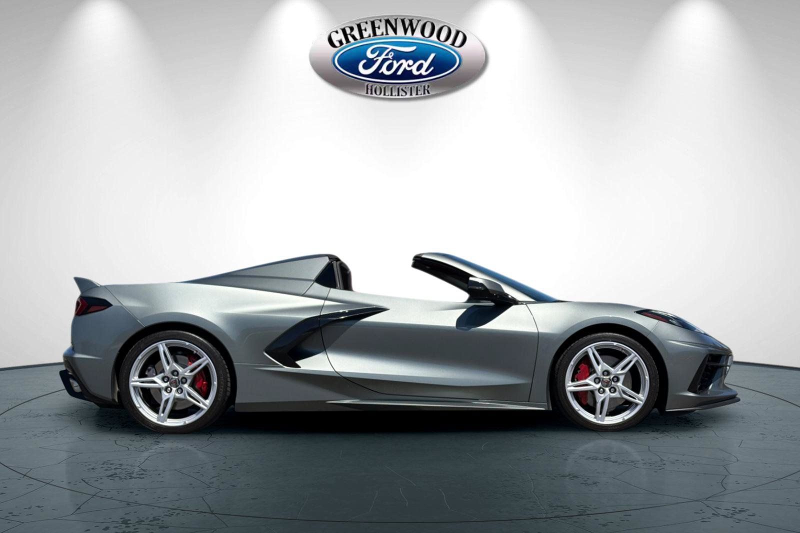Used 2022 Chevrolet Corvette Stingray Preferred Conv w/ Z51 Performance Package RWD image 3