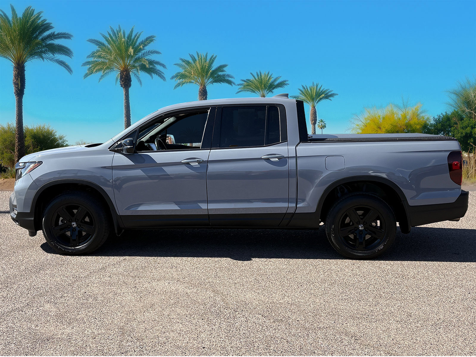 Used 2023 Honda Ridgeline Black Edition image 2