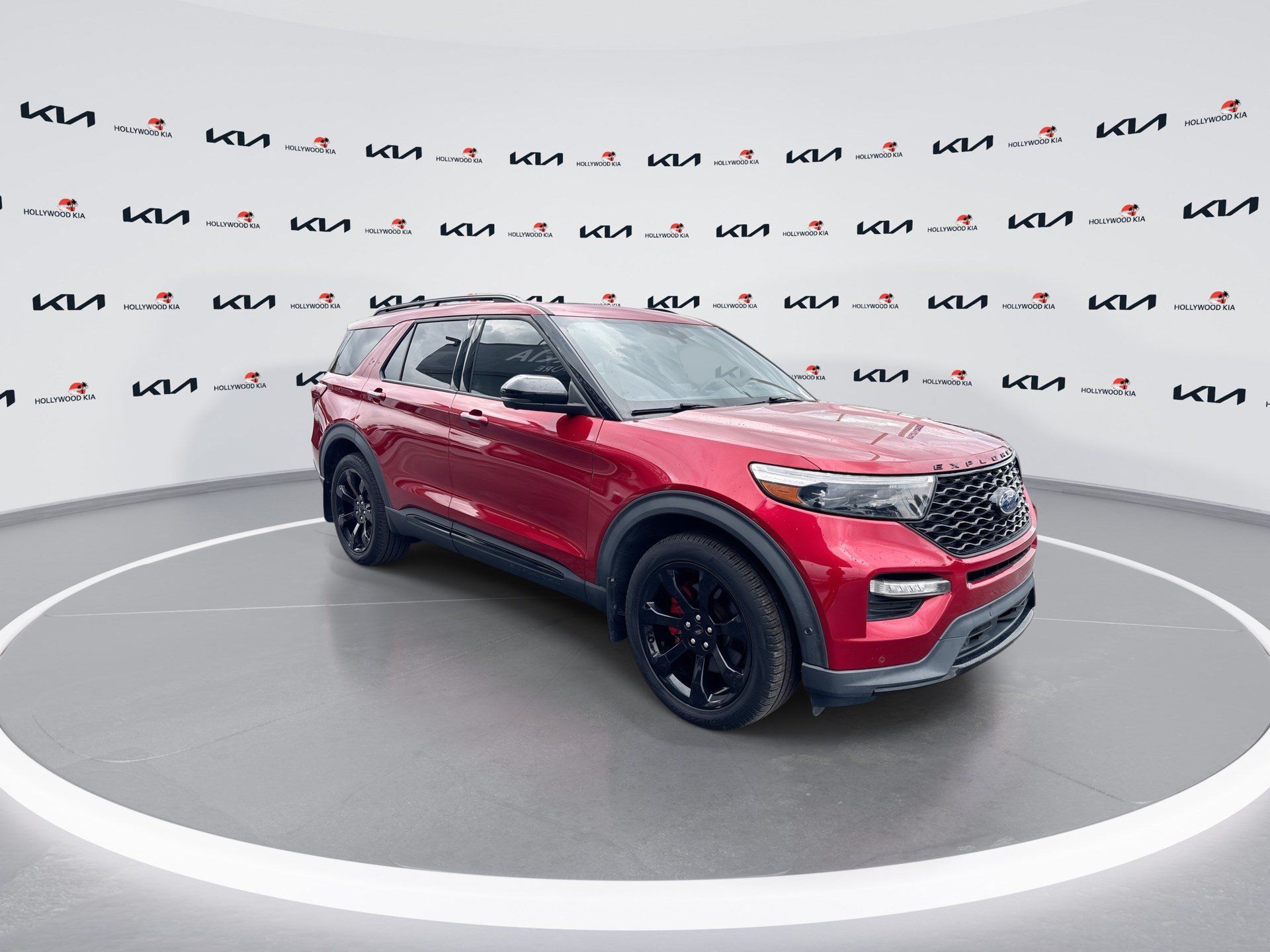 Used 2020 Ford Explorer ST w/ ST Street Pack AWD/4WD image 2