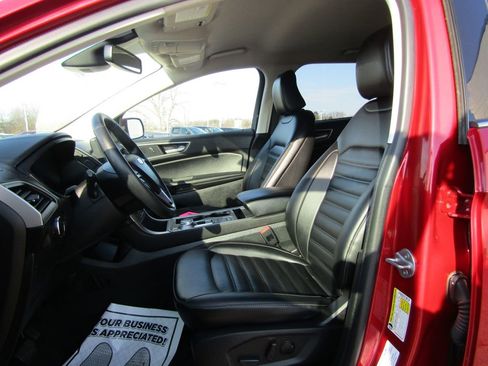 Used 2024 Ford Edge SEL w/ Convenience Package image 10