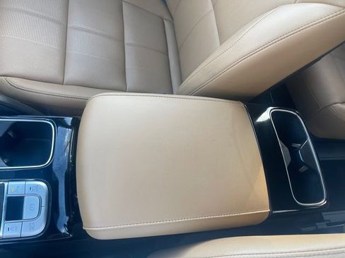 Used 2022 Kia Telluride SX image 14